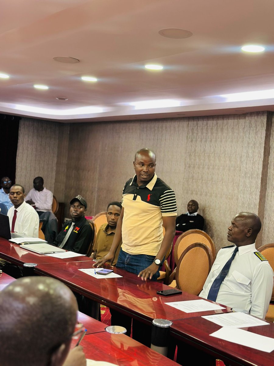 Bwaise_Terminal's tweet photo. Our Team represented by @moskyeyune , @MUBANDA256 &amp; @muzamiruNdibo @NdiboMuzamiru at the Transport Round Table organized by @CiscotU discuss the impact and prospects of the @GKMAUrbanDevt. https://t.co/Ammc2RnFEx