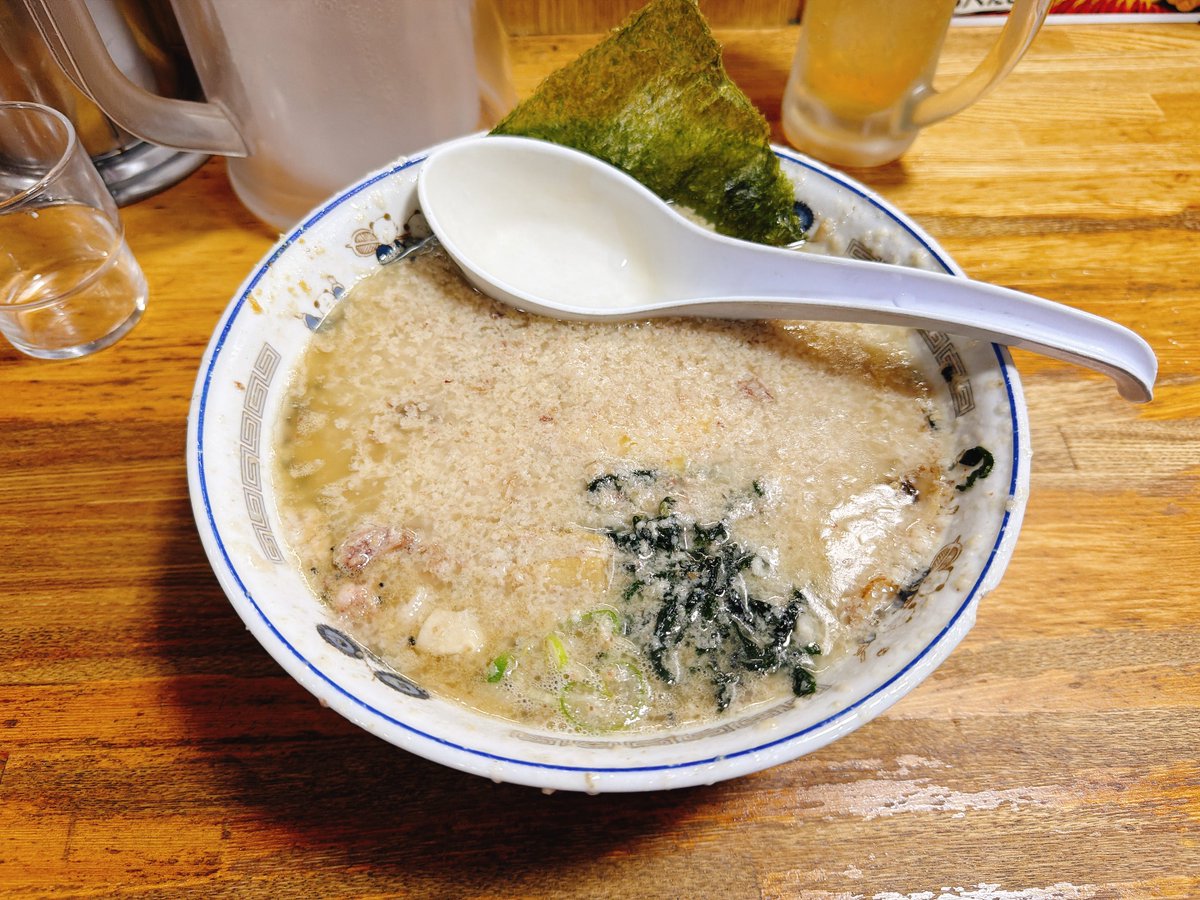 100perjuice's tweet photo. チャーシュー力 V3
サソリ固め みそ こってり

2026年150杯目🍜
ふりそそぐ脂に隠れちゃってるけどチャーシューめっちゃうまい！
店構えから店名、メニュー名までめっちゃプロレスだった https://t.co/nXwenk09rs