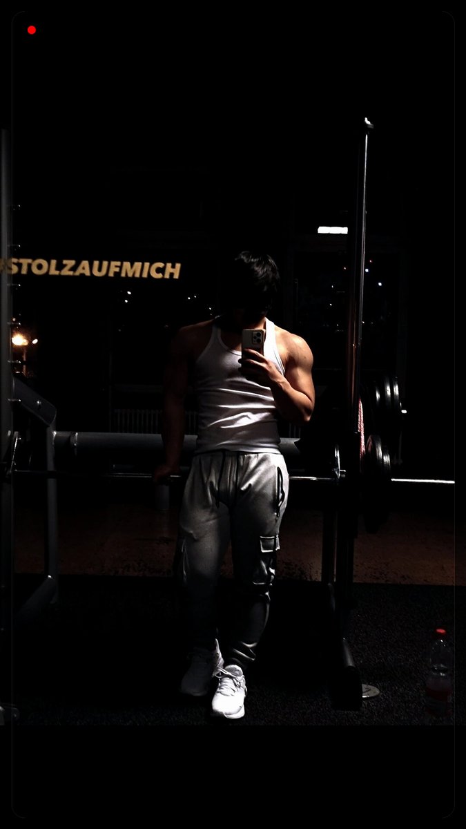 Jacob19846210's tweet photo. [Today I pushed past my limits u0026 crushed the challenge I thought I couldn’t beat  Small steps, big wins—stay hungry, stay fierce!]， https://t.co/GvDrqKiNXv