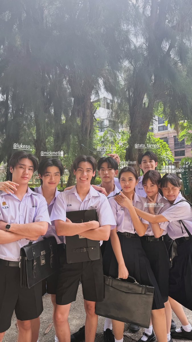 ohmretriever's tweet photo. วันนี้คิว 4 มีเด่กเข้ากอง #GoodBoySeries หรอคับ 👦🏻

#ingasavanund https://t.co/hjMkVW742O