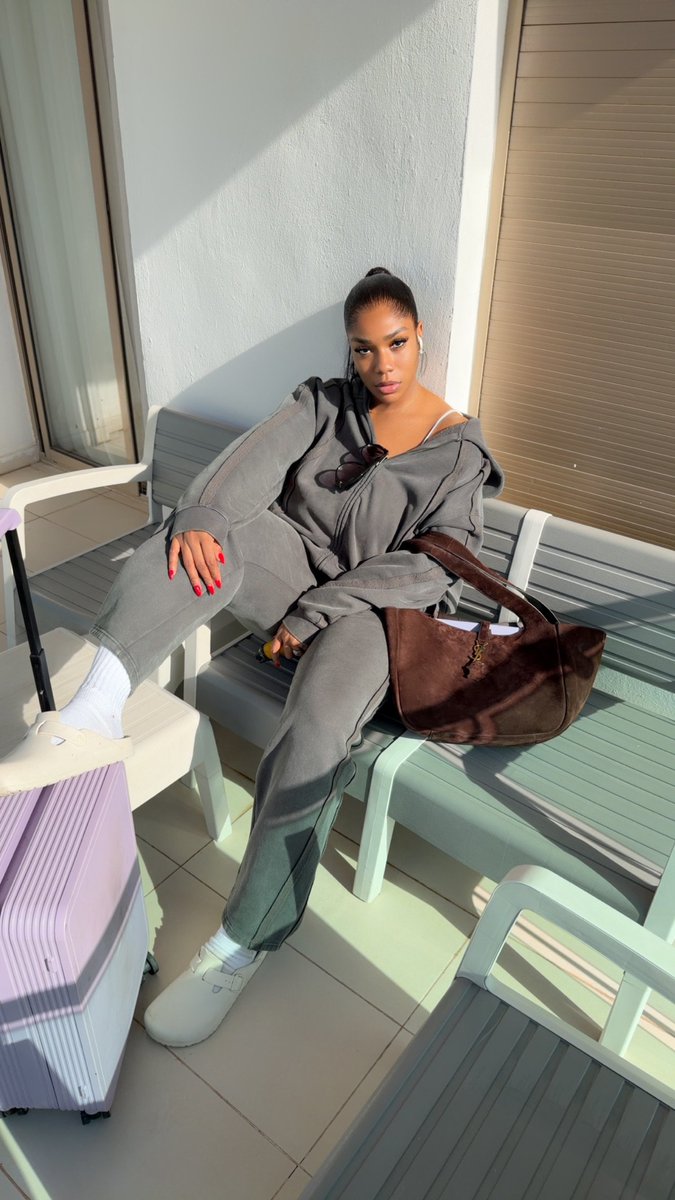 Nechemaduagwu's tweet photo. Good morning, CHEYTARS 🐆

Happy weekend, and THANK YOU for all the love you’ve shown our girl🥹

Please keep showing up. Keep supporting. Keep pushing NECHE!!

Now, who else is ready to PARTY WITH OUR GIRL TONIGHT? 💃🏽💃🏽😂❤️
#BBNaija #Neche https://t.co/C0qJJAwyuw
