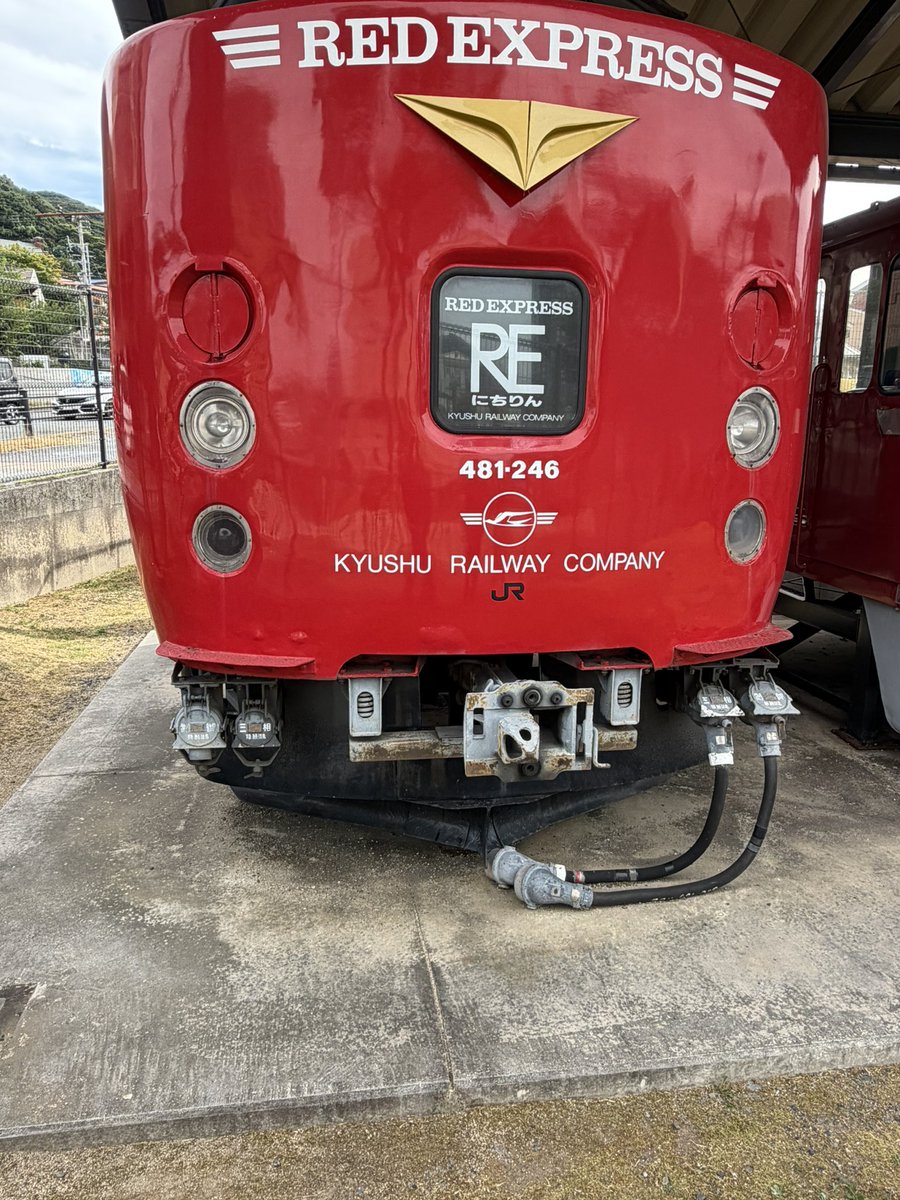 nurinuristar's tweet photo. 白化して粉吹いたTNカプラー https://t.co/LqSQCl0qtL