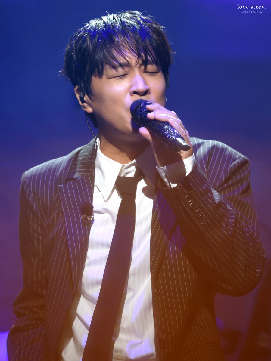 lovestorycth325's tweet photo. 💞

260802 아묻따밴드 3rd concert: 부천 상륙
#차태현 #chataehyun #チャテヒョン #車太鉉 https://t.co/RCKOQYznAK