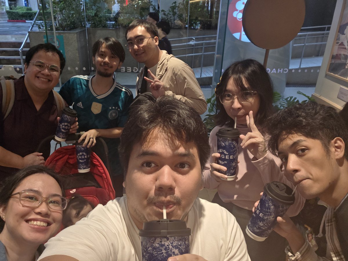 froshuaa's tweet photo. Time to post ulit here.  Chagee timeeee https://t.co/R7cgKn2Ycq
