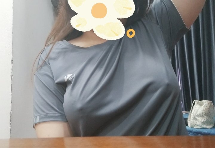 ngocmai558's tweet photo. Cho xem zú nhưng che mặt đc không? Tym nha. https://t.co/C9UaUxpAXT