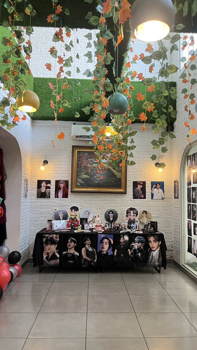 peynuts1's tweet photo. sudlamtid tidak ke event kpop, and suddenly @sarcasteas ngajakin ke event birthday scoups tapi malah dia yang gadapat wkwk 
Thank you @cherryripe_INA for this event!!! Baguss bgttttt✨✨✨
Happy scoups day🥰🍒 https://t.co/20jbW2kKsz