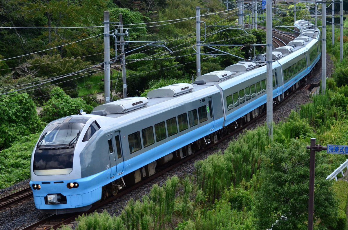 THUNDER_K476's tweet photo. 2026 8/8
E653 K71　9042M〜9047M〜回9598M
特急　ときわ42号　上野行
特急　ときわ47号　日立行
勝田車両ベース返却回送

今日からお盆期間のためときわ号が運転され国鉄色と水色、通常色のE657系が撮影出来ましたので、追っかけをして来ました！暑い中でしたが各地で撮影された方々お疲れ様でした！ https://t.co/TrknUpGSWh