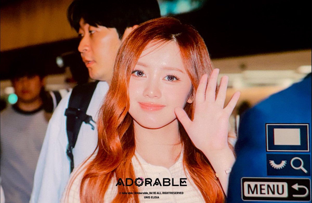 Kitty_EverAft3r's tweet photo. Daily Brand Reputation for Eli 🐰🫰
Please rt, qt &amp; reply with:

유니스 엘리시아, 대단해요 
유니스 엘리시아 최고의 보컬리스트 
유니스 엘리시아 만능인이에요 
유니스 엘리시아 는 매우 멋져요  

#UNIS #ELISIA 
#유니스 #엘리시아
@UNIS_offcl https://t.co/5sNsovwlrl
