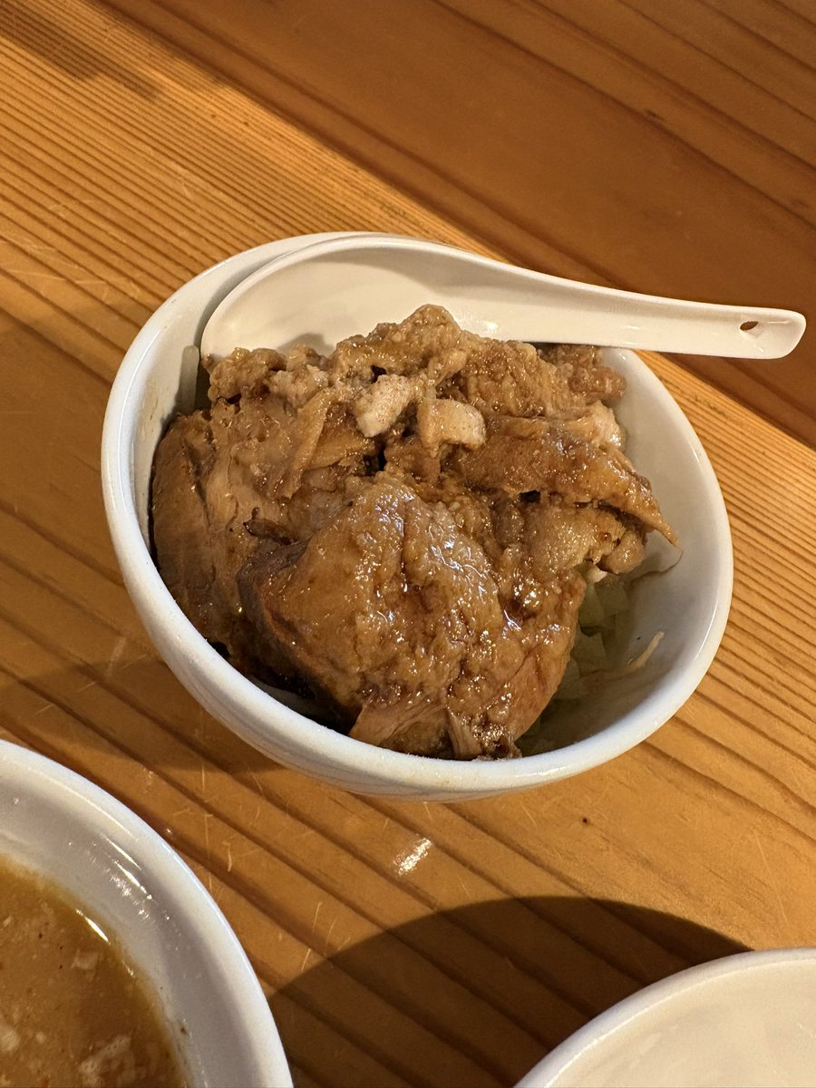 MateeeeLupin's tweet photo. #武吉 

つけ麺食べたくなりこちらへ🚗

つけ麺中盛り
別皿ジロー https://t.co/yqB95LDBX4