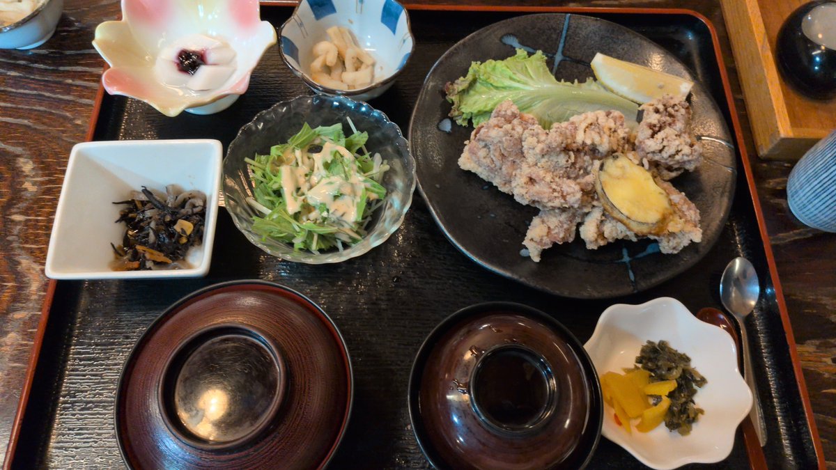 carploversub's tweet photo. 清水庵さんの唐揚げ定食で
#バンめし https://t.co/h6wq1KndId
