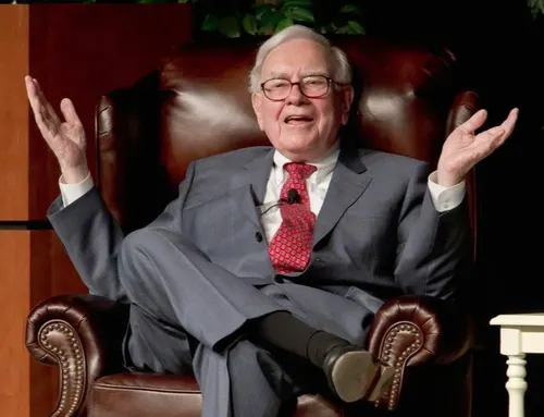 QCompounding's tweet photo. “Read 500 pages every day. That’s how knowledge works. It builds up, like compound interest. All of you can do it, but I guarantee not many of you will do it.” - Warren Buffett https://t.co/P6AKNOURJ2