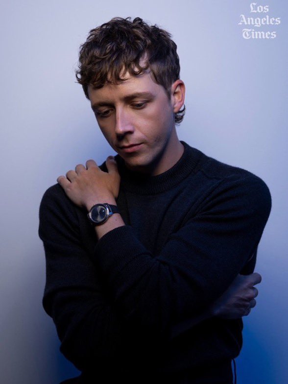 rozkan25's tweet photo. Gerran Howell is looking happy and relaxed which is nice to see. He used to look quite self conscious in photoshoots. https://t.co/HU2jyu3z9R