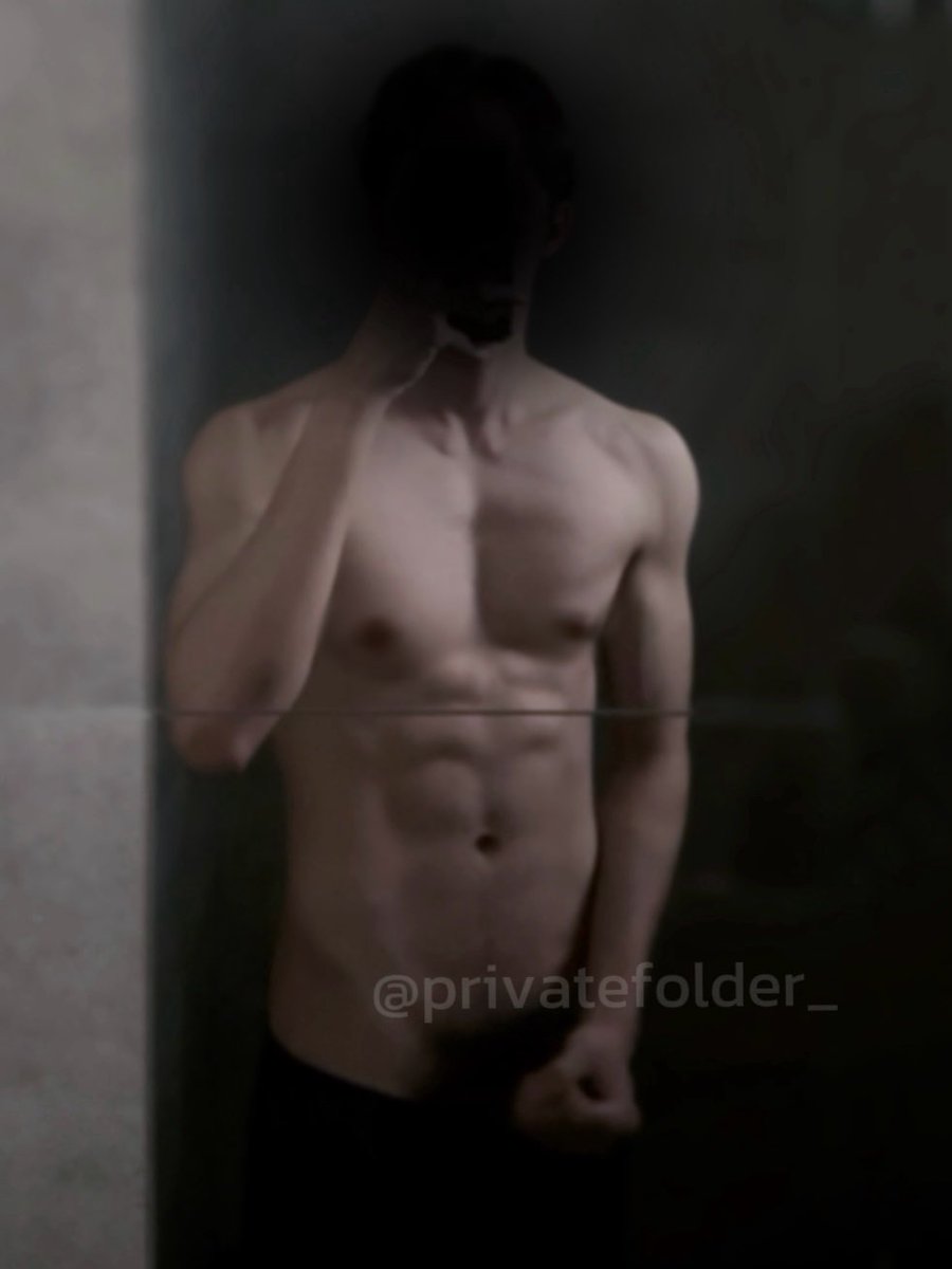 privatefolder_ tweet picture
