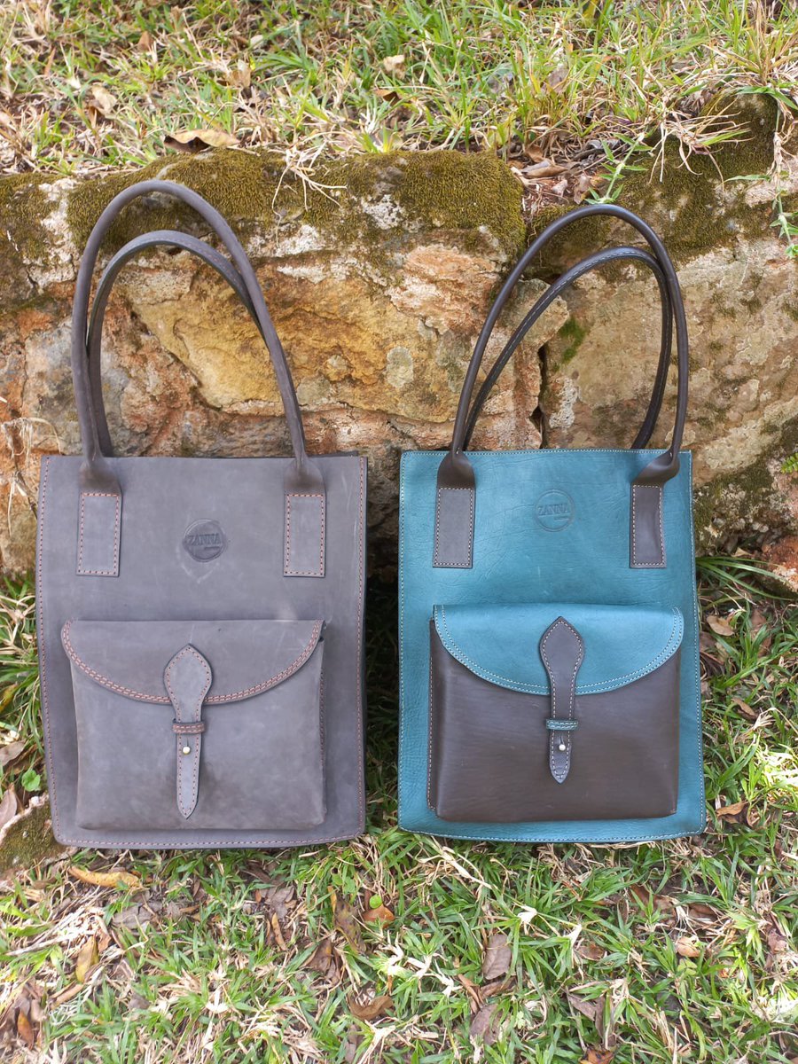 ZannaLeather's tweet photo. "Do you have a bag that can do both?"
We knew exactly what she meant.
Meet the Zuri Tote..practical enough for everyday,stylish enough to stand out.🤎
#zuri
#zannaleathercrafts https://t.co/8QLBkNh58w