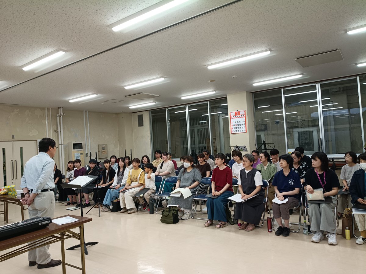 CExpo20260809's tweet photo. 【公募前日練習】

本日、公募ステージの前日練習を行いました。本番指揮者の松原先生のもと、2時間という短時間の練習でしたが、明日に向けて充実した練習となりました。本番が楽しみです。

熊本地震の影響で北部九州等からの移動にはかなり時間がかかる状況です。どうぞ気をつけてお越しください！ https://t.co/FiNdL209ad