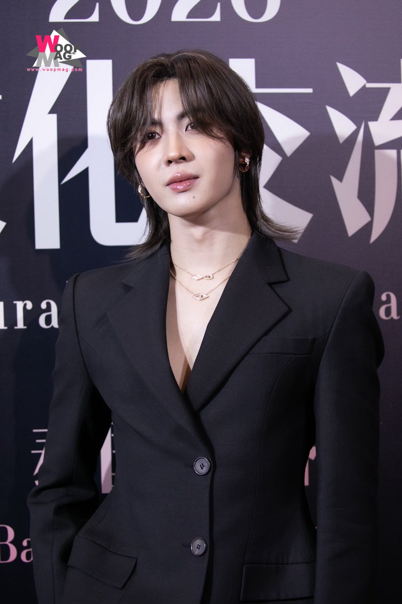 woopmag's tweet photo. “เฟิร์สวัน วรรณกร” ในงาน WEIBO GALA 2026 Weibo Cultural Communication Night  

#Firstone 
#WEIBOGALA2026xDMD
#WeiboCulturalCommunicationNight
#WeiboGala2026 https://t.co/EZeykKNfDJ