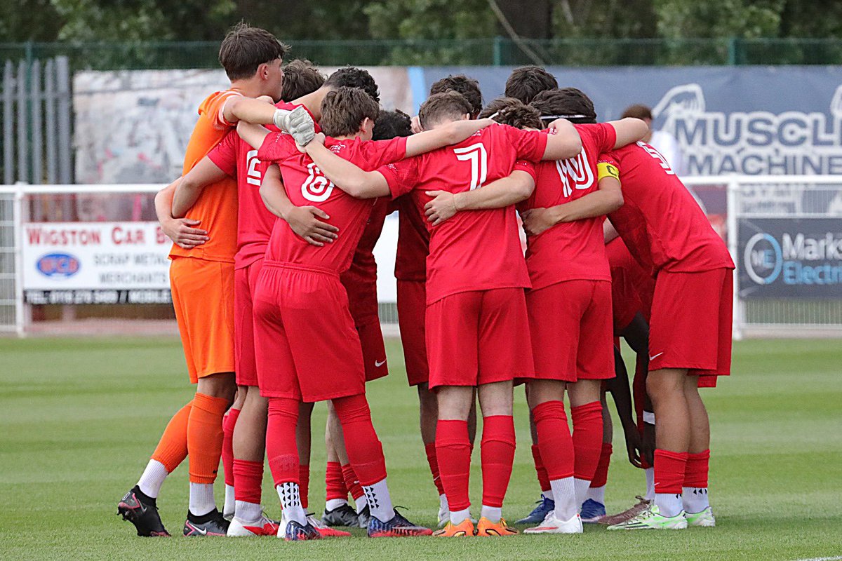 officialAPFC's tweet photo. M A T C H D A Y 🔴

Both senior sides in action today!

1st team travel to Scunthorpe for a tough FA Cup tie vs @BottesfordTown 

Whilst the Reserves kick off their league campaign and welcome @RangersSeniors to AP. 

Kick offs are at 3pm! Whichever you are attending #upthepark https://t.co/vcDMKN9Rex
