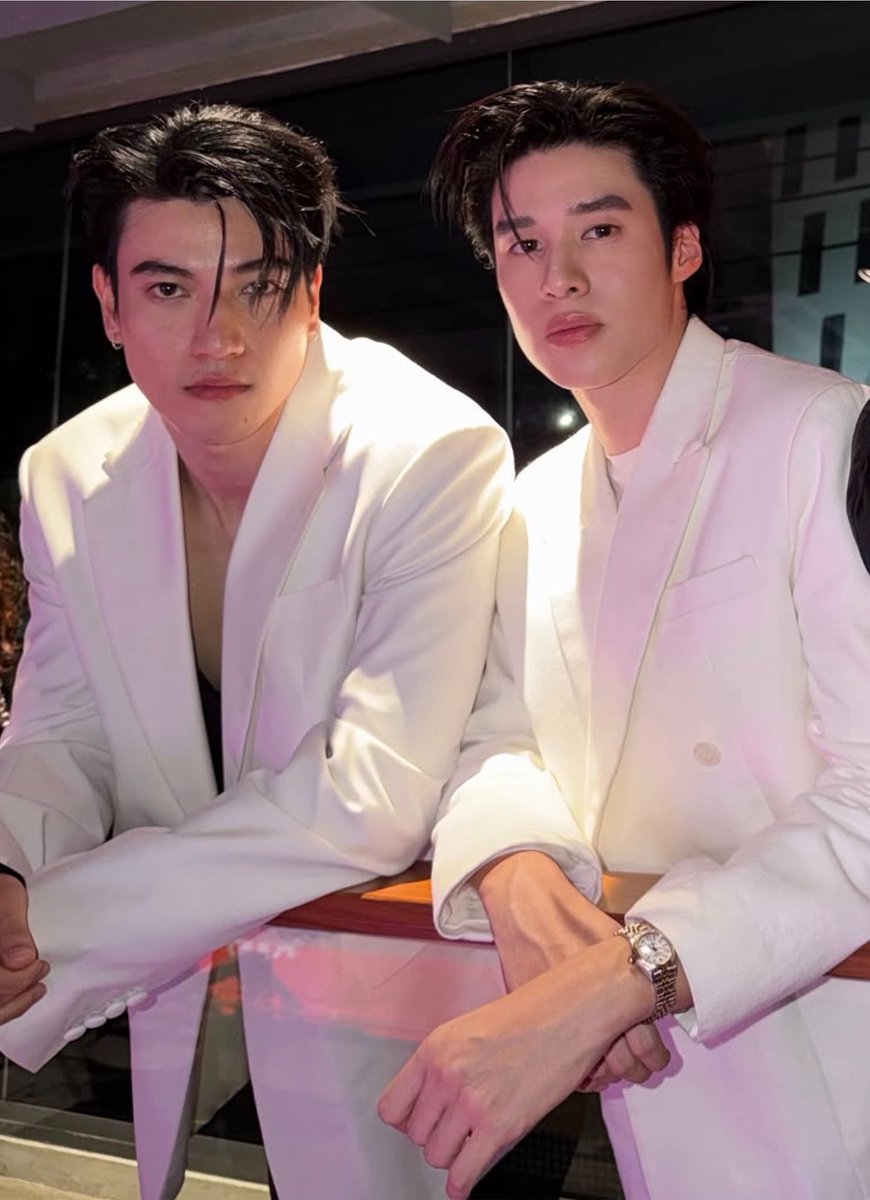 lovedinthemist's tweet photo. แล้วอินพีค ? https://t.co/qQPgKEQhyg