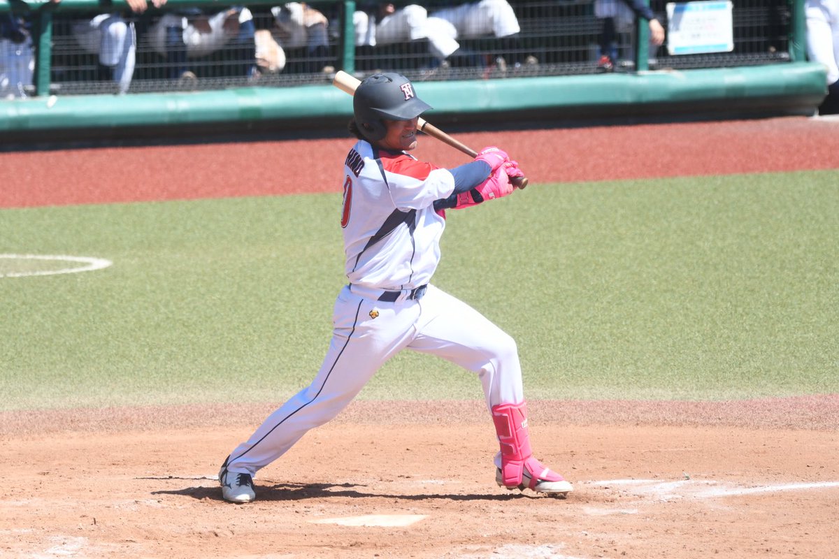 itemae_spirits's tweet photo. 野田サンダーズ・日野悠三選手（早稲田実業高〜早稲田大〜府中ダイヤモンドバックス〜新潟アルビレックスBC〜富山サンダーバーズ）。

かつてはBCリーグでプレーした38歳のベテラン。本日は2安打1打点でした。

「府中ダイヤモンドバックスの情報が知りたいね」と矮人さんと話していました。 https://t.co/4ByUomkQym