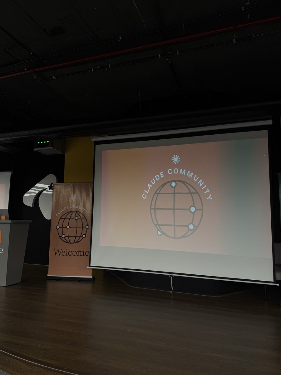 thenotoriousimi's tweet photo. @claudeai #SuperhumanLab
kudos @knowShubhangi https://t.co/Yum7vyDvq2