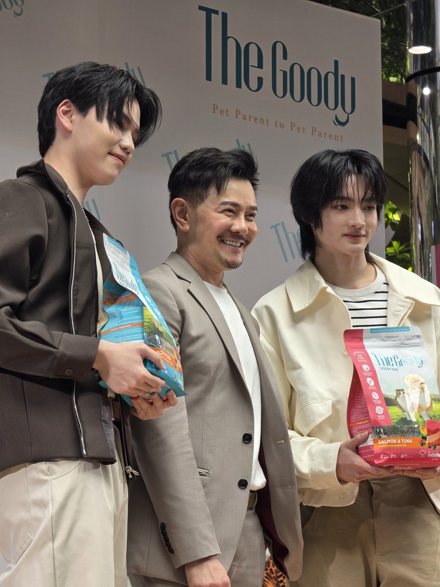 aimengTS17's tweet photo. ขอบคุณthe goody ที่พาน้องพีทน้องรีออนมาเจอหม่ามี๊ วันนี้สนุกมากค่าาา 

THE GOODY X PETE REEONN #TheGoodyWithPeteReeonn 
#reeonn #Pete_nvich https://t.co/1UxeL56EDn