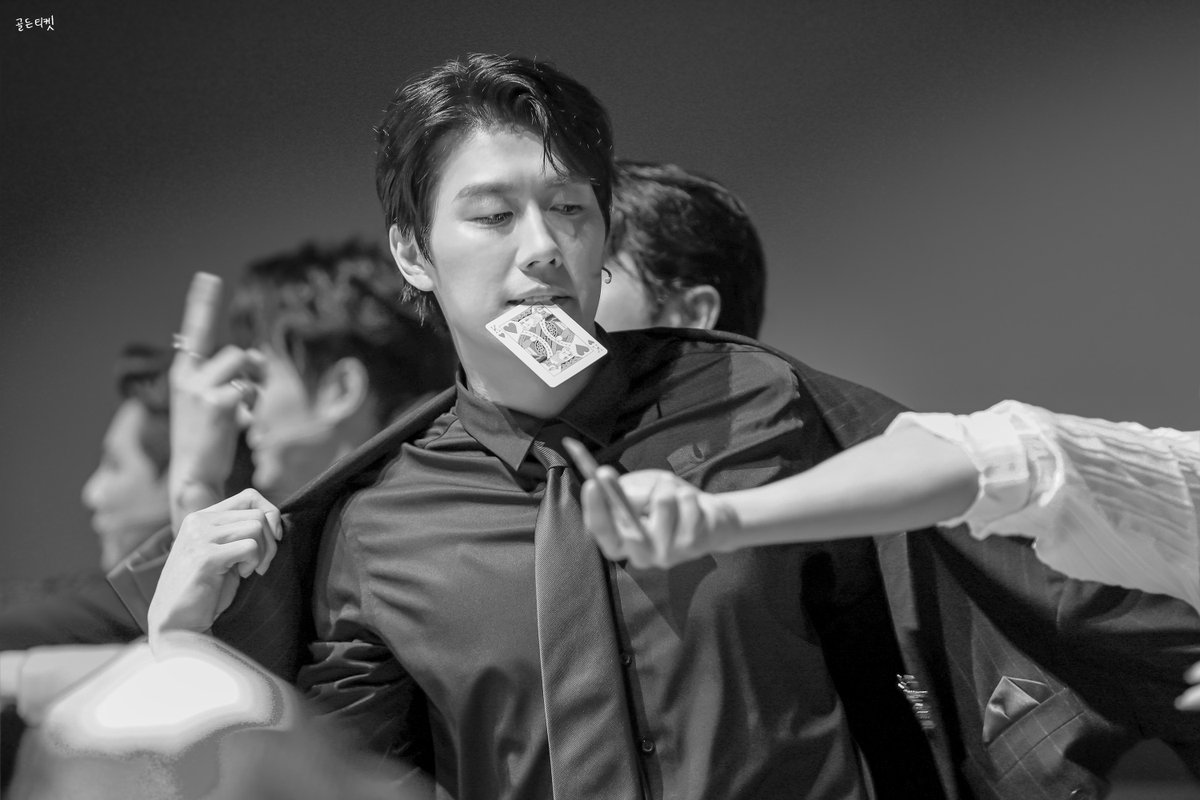 g01den_ticket's tweet photo. 260807 룰렛

포우 - #심수호 https://t.co/f4ogkUHduw