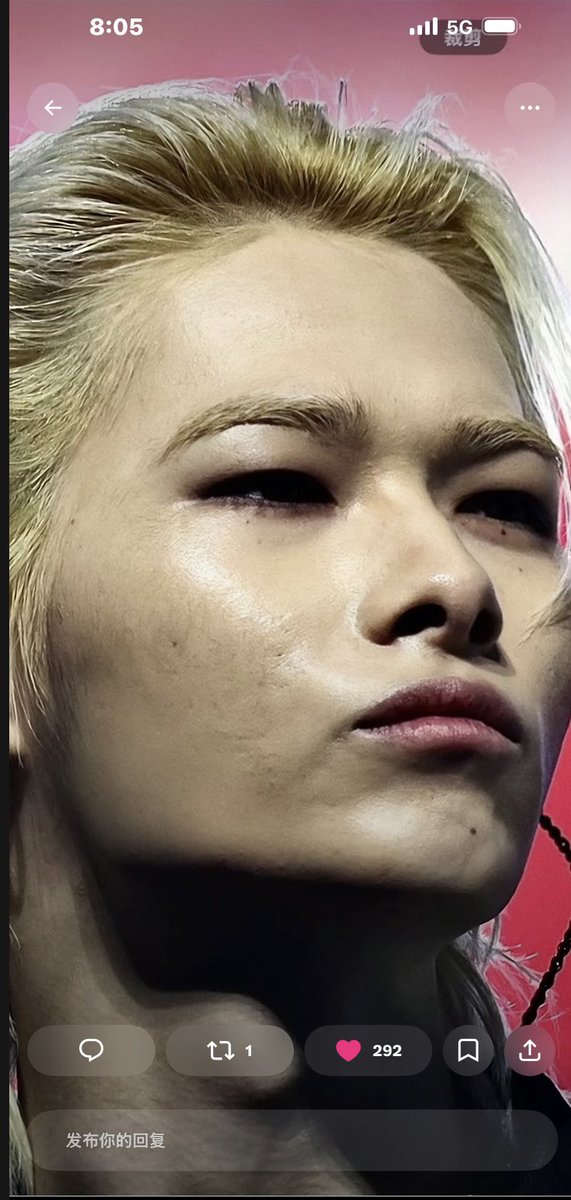 Dokiokin's tweet photo. @95Spirea The person you posted looks like the murderer, is it him? It feels like you two have the same piggy face and are poor. Posting something like this is really rude, you know😂😂😂 https://t.co/Di7udg4oFh
