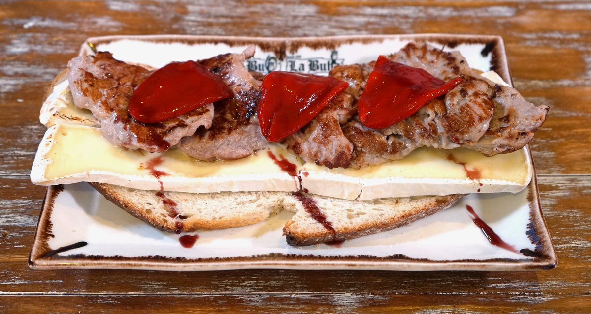 TabernasElBuo's tweet photo. Buenos días Bu@s.
Nuestros 8 locales:
Madrid: Calle Gravina 4 y 6, calle Humilladero 4 y Plaza de la Cebada10
Ciudad Real: Calle La Palma 5, Plza. Mayor 14 y Galería
Albacete: Calle Mayor 67
Almagro: Calle Jerónimo Cevallos 2
Bienvenidos https://t.co/tBcuP7LKE4