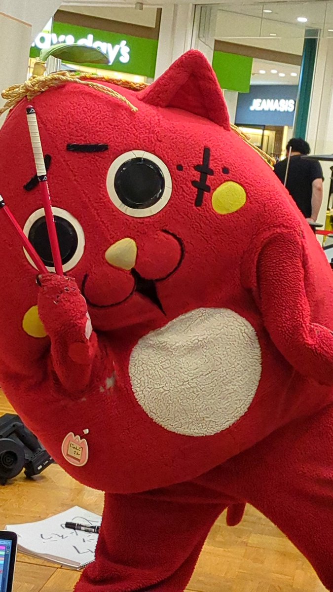 asuoka1007's tweet photo. @NYANG_GO_STAR 遠路はるばる
毎年OSAKAに来てくれて
ありがとう��で〜🍎
めちゃカワ❤にゃんご🫶 https://t.co/bI4EItxrwH