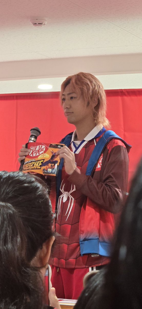 karinsamadayo1's tweet photo. てっちゃん、成増きてくれてほまにありがとうー😭 https://t.co/KDE8ZhQ7rw