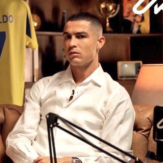 TheChelseaForum's tweet photo. 🚨🗣 Cristiano Ronaldo: "Chelsea is the most famous club in the Premier League right now. Whenever people talk about the Premier League, it's mostly about Chelsea, and Manchester City because of Erling Haaland." https://t.co/i70Pj0t3bF