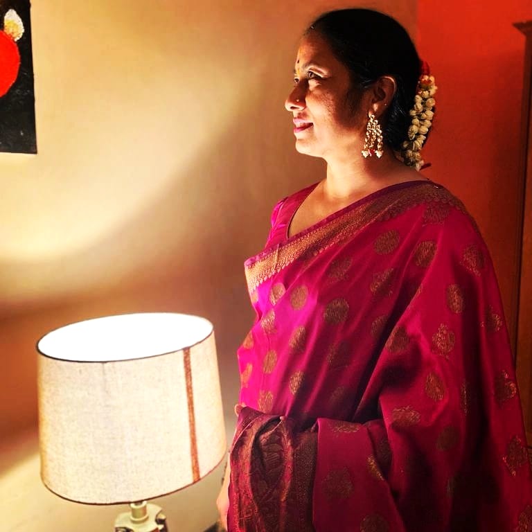 bharathimagdum's tweet photo. My Sisters and I always prefer handloom.
Let's Support #Handloom #Vocal4Local #ViksitBharat #AatmanirbharBharat.
Greetings of National Handloom Day 2026.
#HandloomDay #NationalHandloomDay #VocalForLocal #NationalHandloomDay2026 
@narendramodi @TexMinIndia @girirajsinghbjp https://t.co/NJd6KiUg9M
