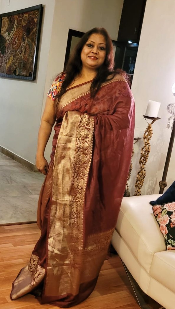 bharathimagdum's tweet photo. My Sisters and I always prefer handloom.
Let's Support #Handloom #Vocal4Local #ViksitBharat #AatmanirbharBharat.
Greetings of National Handloom Day 2026.
#HandloomDay #NationalHandloomDay #VocalForLocal #NationalHandloomDay2026 
@narendramodi @TexMinIndia @girirajsinghbjp https://t.co/NJd6KiUg9M