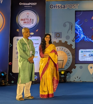 MettleMeet's tweet photo. Dharitri and Orissa POST Editor Tathagata Satpathy and CEO Adyasha Satpathy set the tone for Senior round, urging quizzers to embrace the challenge with confidence, curiosity and sharp thinking.  

@AdyashaSatpath3 @SatpathyLive 

#MettleMeet2026 #Quizzing #OrissaPOST https://t.co/5vP1yWdsJD