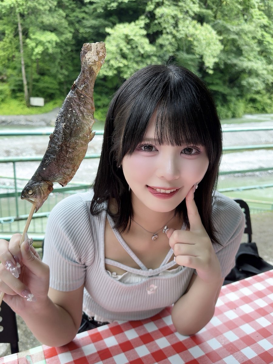 mayu_mizuno_'s tweet photo. おさかなさん🐟 https://t.co/C29OInBafy