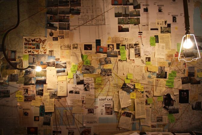 RealCineVerse's tweet photo. 3 reasons why Ned’s Conspiracy Wall in ‘SPIDER-MAN: BRAND NEW DAY’ is a massive deal for the MCU :-

​1️⃣ The Forgotten Memory Effect: Doctor Strange’s spell wiped Peter Parker from Ned’s memory, but Ned’s natural instincts are forcing him to investigate the Spider-Man connections he subconsciously remembers.

​2️⃣ Hobgoblin Setup: In the comics, Ned’s obsession with investigating street crime and Spider-Man leads him down a dark path. This wall could be the official starting point for his transition into Hobgoblin.

​3️⃣ The Spider Details & Maps: The board shows maps, spider species charts, and newspaper clippings—proving Ned is tracking Spider-Man’s exact patterns across the city.

​Do you think Ned will eventually remember Peter Parker, or will this investigation turn him into Spider-Man’s next villain ?