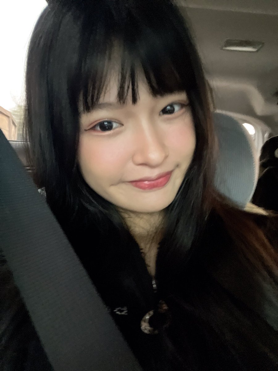 Elin_JKT48's tweet photo. Yow sorey https://t.co/YcJ1XgqZP7