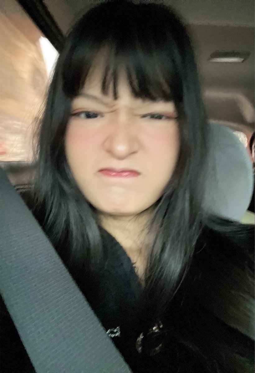 Elin_JKT48's tweet photo. Yow sorey https://t.co/YcJ1XgqZP7