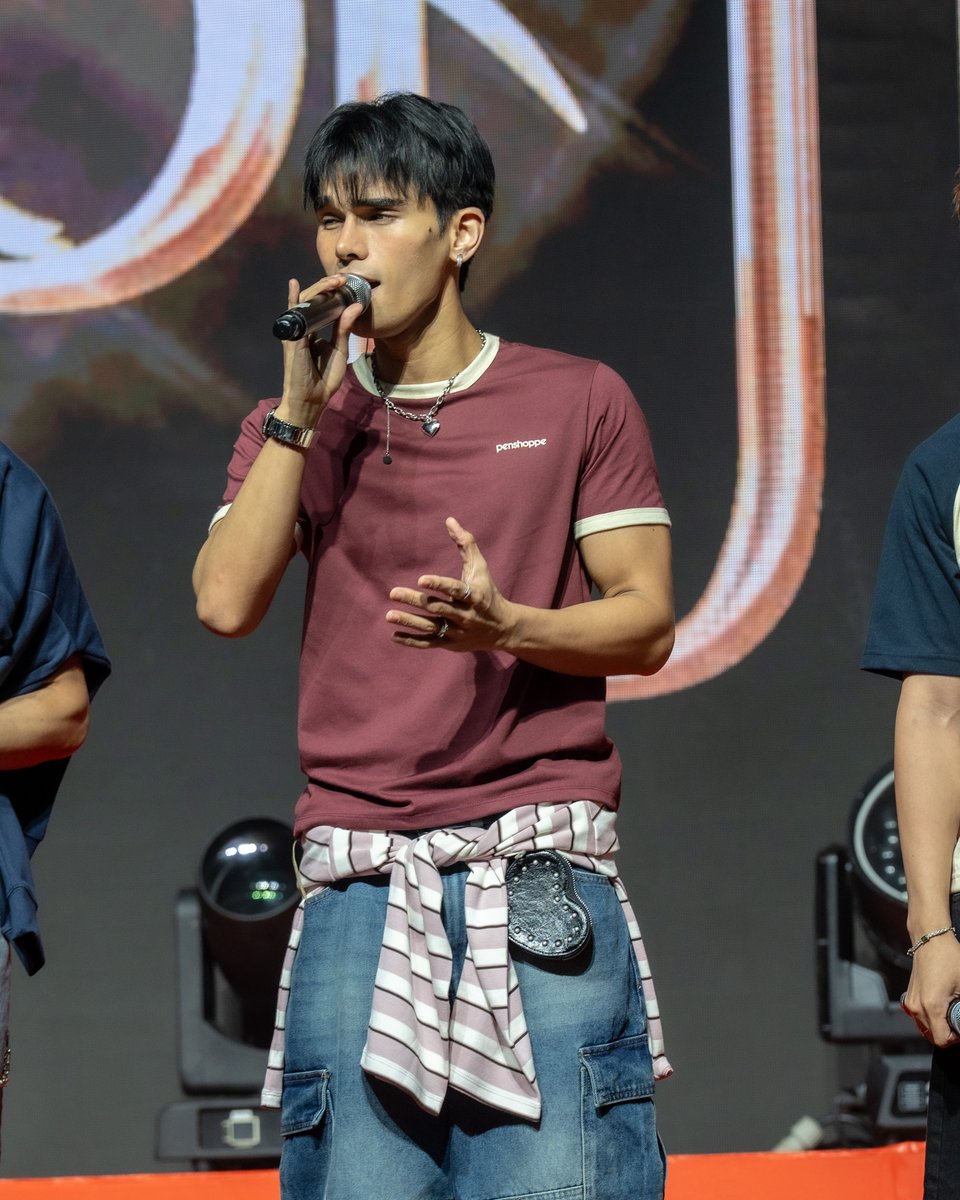 143yesmylove's tweet photo. A quick taste of what’s coming tonight! 🎧🔥🫀

Unang silip pa lang sa Soundcheck Experience, pero ang ingay at energy niyo, panggabi na agad, 143!

Pulso: The First Concert
📍 Skydome SM North EDSA
📅 August 8, 2026 | 7:00 PM

#143YesMyLove 
#Pulso 
#CornerstoneConcerts https://t.co/uTGfUh9Zzq