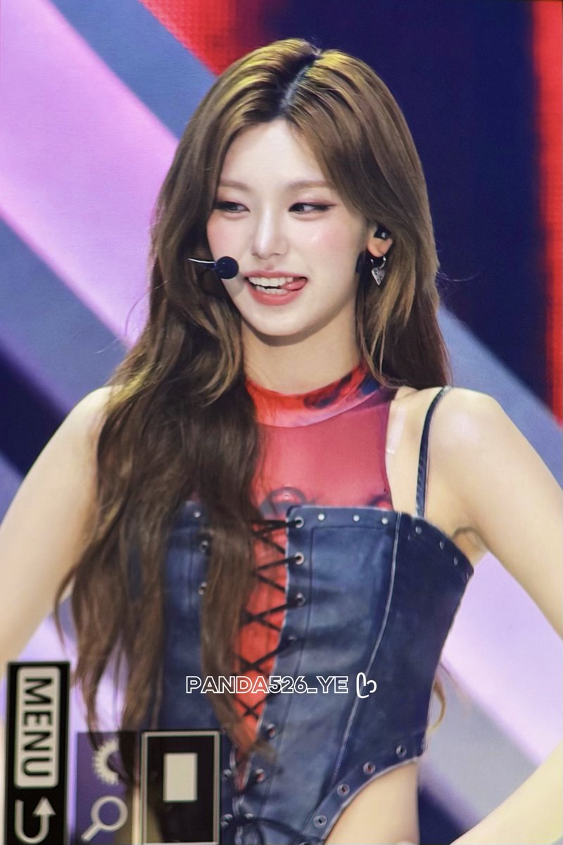 Panda526_YE's tweet photo. 260808 ITZY FANMEETING ᥫᩣ

#예지 #YEJI #있지 #ITZY https://t.co/Iwpx4q0TeR