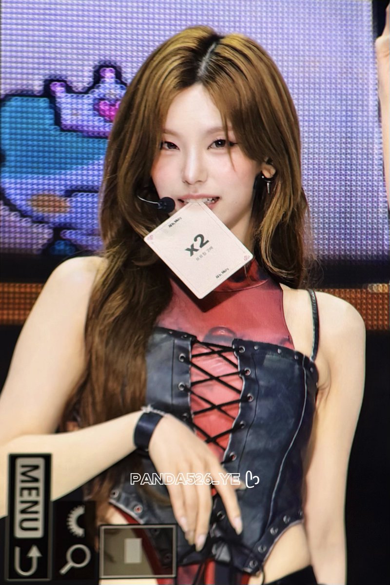 Panda526_YE's tweet photo. 260808 ITZY FANMEETING ᥫᩣ

#예지 #YEJI #있지 #ITZY https://t.co/Iwpx4q0TeR