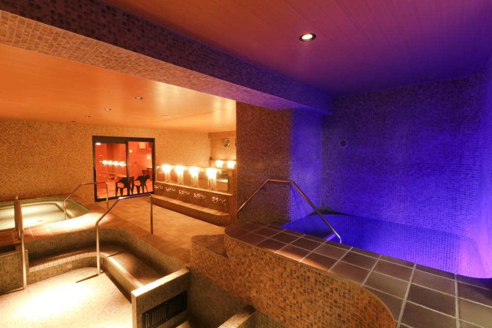 spa_works_co's tweet photo. ▷スパNEWS【銭湯サブスク9月から♨️】

銭湯が値上がりしたNEWSに
ヒザガクした皆さん…🚶

朗報🎉
サウナのサブスクを展開する
『FLEXKEY(フレックスキー)』が…‼︎
／
月額1,980円！銭湯サウナ向けの新サブスクプランを9月にリリース❗️
＼

銭湯サウナーの救世主となるか🧖‍♀️ https://t.co/GxBbxLSkp4