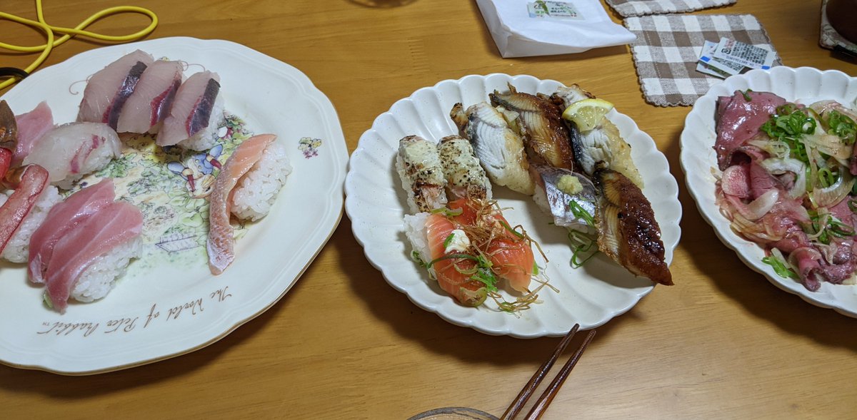 zyaguchi2's tweet photo. 今日は妻の誕生日会
誕生日はいつも家で

私はただ、買回りw https://t.co/Af59EgCGwX