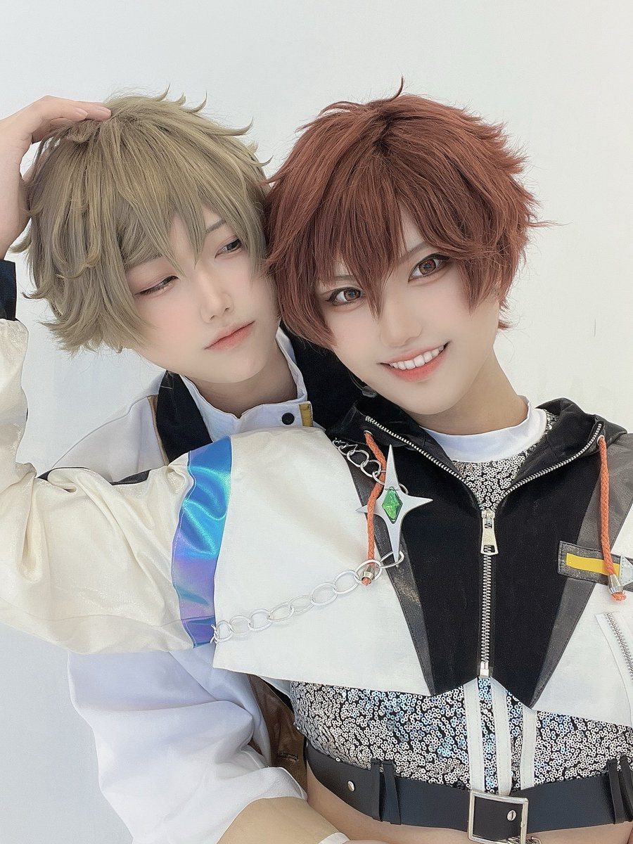 Chinatsu__S2's tweet photo. cos 距離近い https://t.co/AAzpiGDP0q