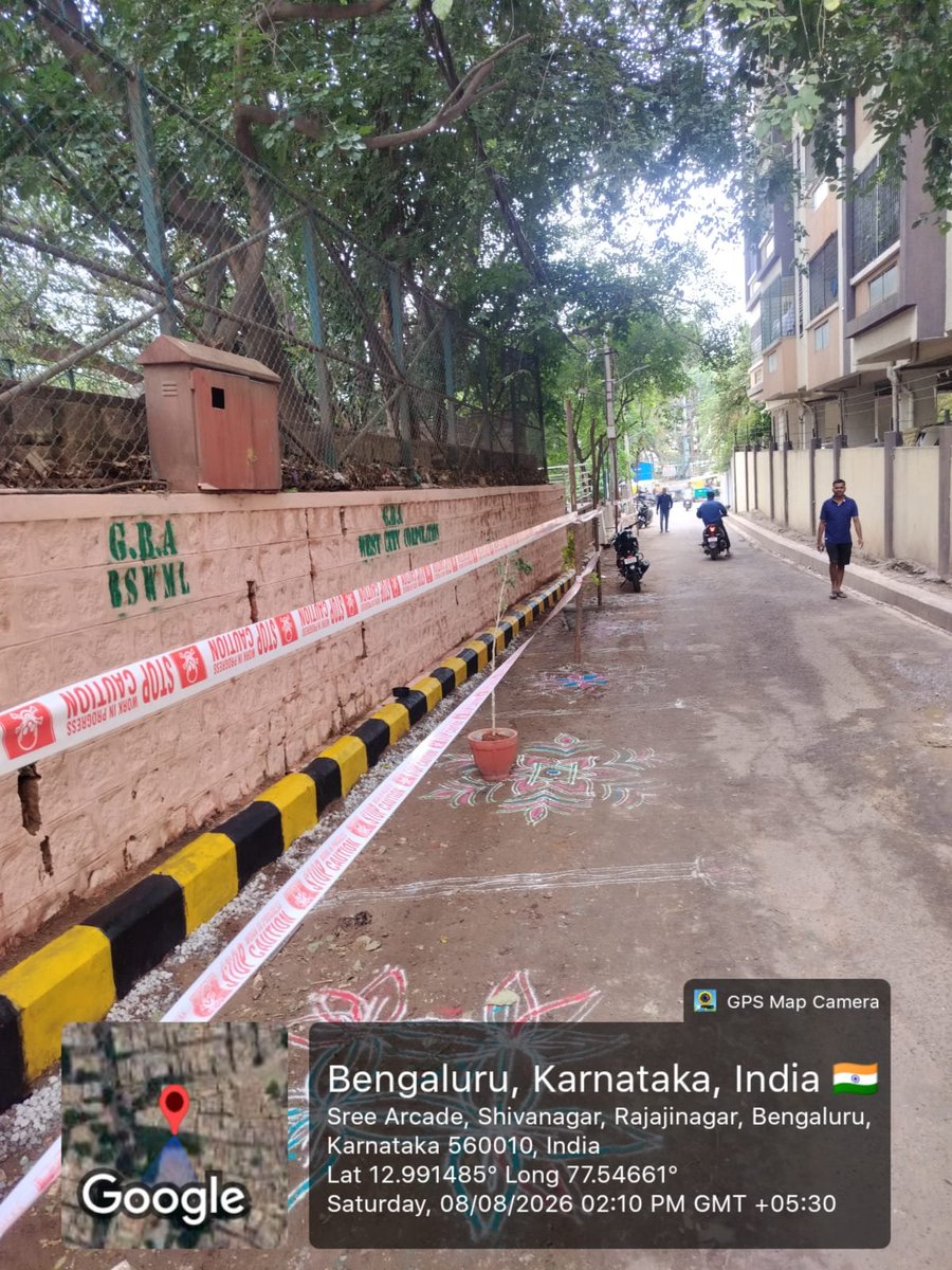 BWCCofficial's tweet photo. ಬೆಂಗಳೂರು ಪಶ್ಚಿಮ ನಗರ ಪಾಲಿಕೆಯ ರಾಜಾಜಿನಗರ ವಿಭಾಗ ವ್ಯಾಪ್ತಿಯಲ್ಲಿ ಬ್ಲ್ಯಾಕ್ ಸ್ಪಾಟ್ ಗಳನ್ನು ಸ್ವಚ್ಛಗೊಳಿಸಿ ಸುಂದರೀಕರಣಗೊಳಿಸಲಾಗಿದೆ. ✨🧹

'ಬ್ಲ್ಯಾಕ್ ಸ್ಪಾಟ್ ಸ್ವಚ್ಛತೆ ಮತ್ತು ಸುಂದರೀಕರಣ' ಅಭಿಯಾನ 🧼🌱 https://t.co/s1QEzBxVhI