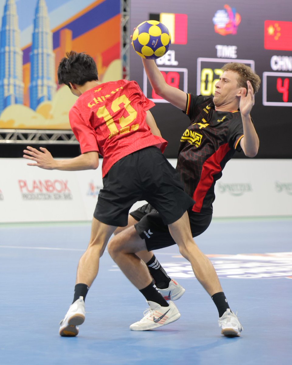 korfball's tweet photo. Image gallery: BEL-CHN #Day1 #GroupPhase | IKF #U21WKC 2026

🏆 IKF U21 World Korfball Championship 2026
🗓️ 8-16 August in Nilai, Malaysia 🇲🇾
📰 Streams, images & more: https://t.co/2F5KmI3Fe1

📷 Marco Spelten @actiefotografie 

#korfball #TheMixedGenderSport #korfbal #corfebol #korfbol #corfbol #korfballeague #КОРФБОЛ #合球 #コーフボール #कोर्फबॉल #코프볼 #คอร์ฟบอล #කොර්ෆ්බොල් @AsiaIkf @korfbalbe