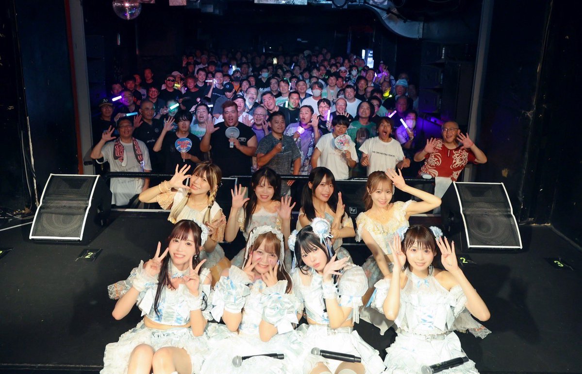 klkl_official's tweet photo. 『NAGOYA CIRCUS 2MAN DAY1』
THE ORCHESTRA TOKYOさん呼んでいただきありがとうございました🎪 https://t.co/smhnhBbkP8