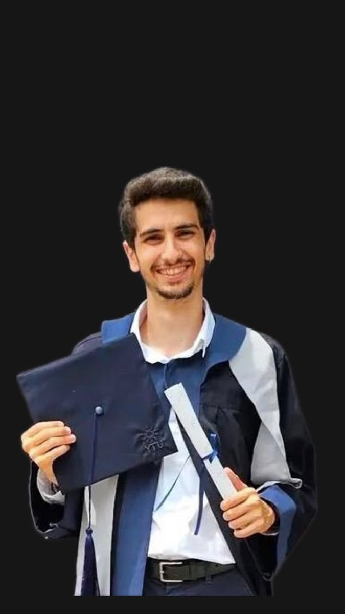 YtuMakFakultesi's tweet photo. Acı Kaybımız
Okulumuzun 2025 yılı mezunu, Makina Mühendisi Tolga Hayzaran’ı kaybetmenin derin üzüntüsünü yaşıyoruz.

Kıymetli mezunumuza Allah’tan rahmet; başta ailesi olmak üzere tüm yakınlarına, sevenlerine ve Yıldız Teknik Üniversitesi camiasına başsağlığı ve sabır diliyoruz. https://t.co/dLzvbaUulI