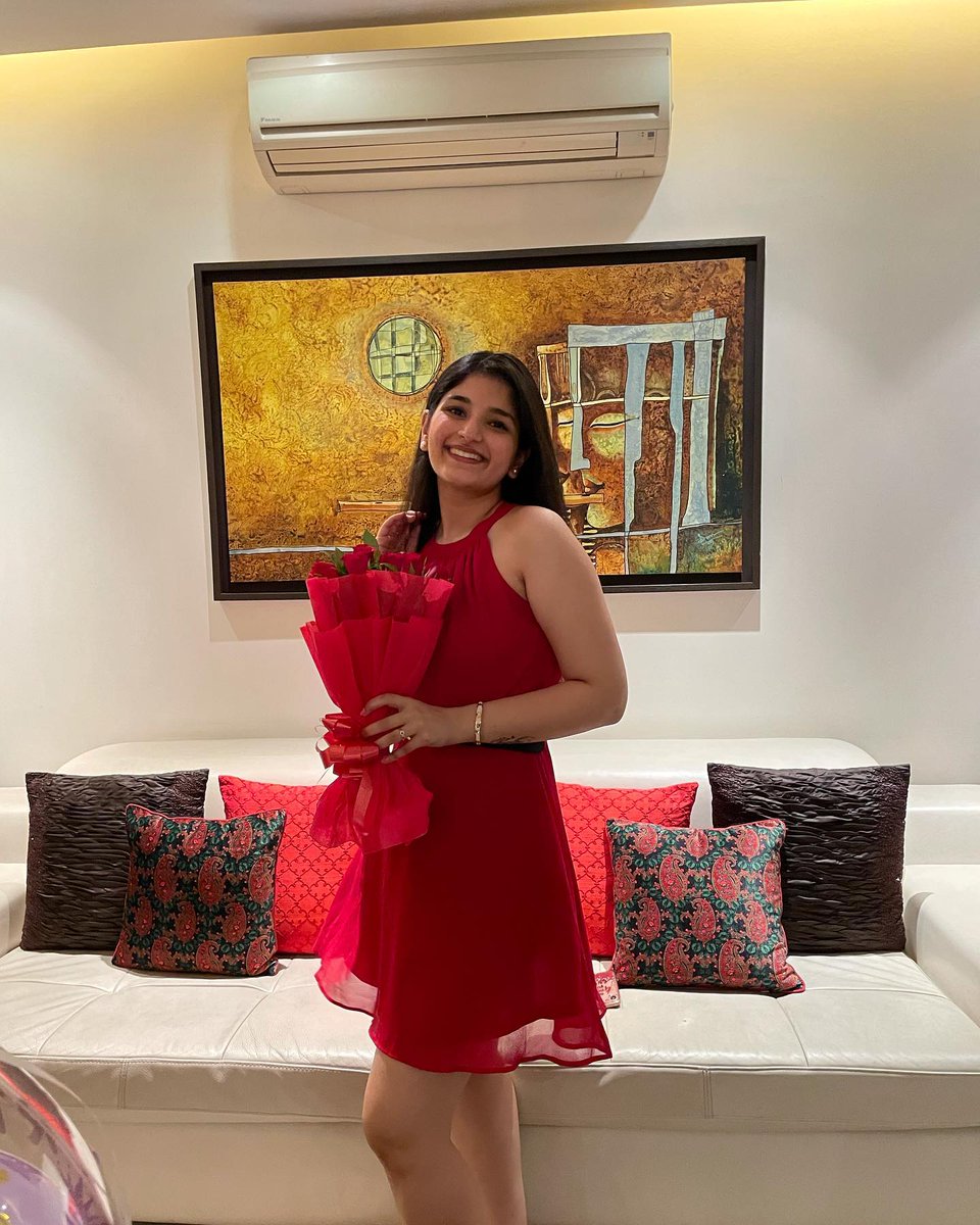 Kritika5584's tweet photo. Does it match me ? https://t.co/nlt2ctQRFF