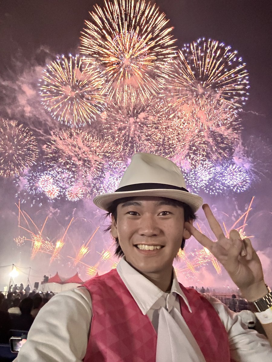 yuzutaro1121's tweet photo. 無事素敵な花火を観させていただいてます！感謝🎇✨️
#うつのみや花火大会 / #梵天ゆず太郎 https://t.co/mYVZ21imwY